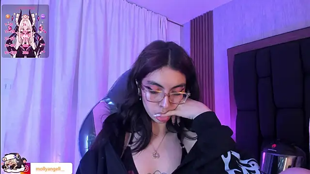 Molly_A webcam