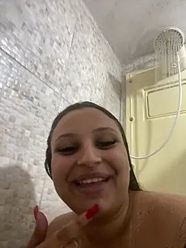 julia_moreira webcam