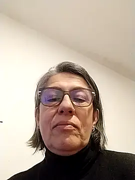 nocturnewhisper webcam