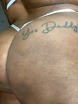 Ayla_Noir webcam