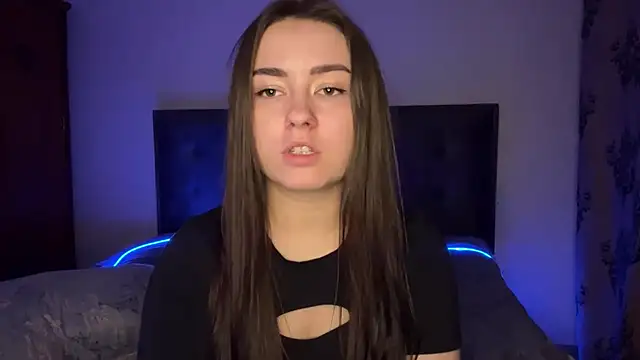 SelenaBrook webcam