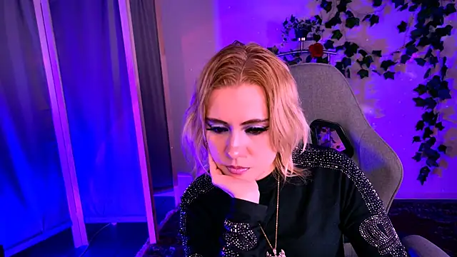 Kumiho_7777 live cam on StripChat