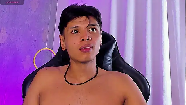 Alejandroo_Montenegro webcam