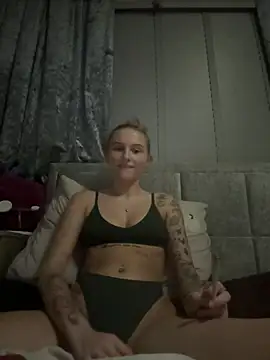 Milssweetx webcam