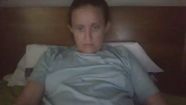 Jenonthecock live cam on StripChat