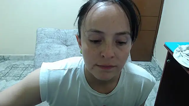 antara_hotgirl webcam