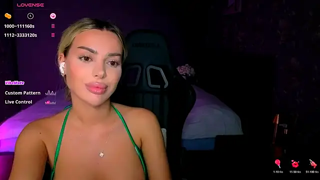 Ayla__Demir webcam