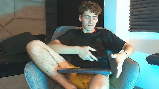 Tyler_Mcrey webcam