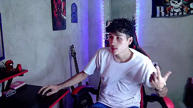 Johnny_cagee_ webcam