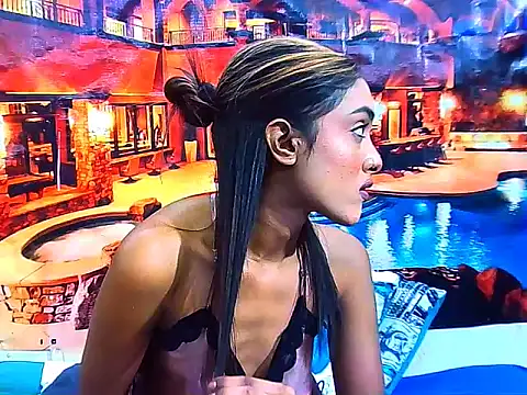 IndianPretty14u2Luv live cam on StripChat