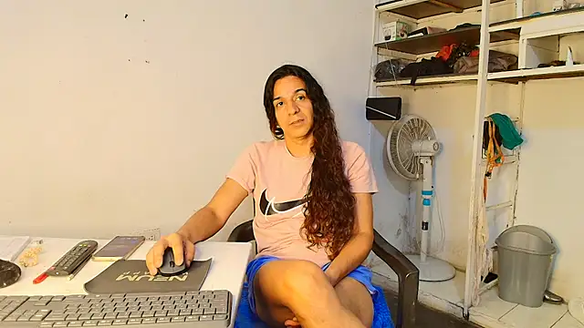 Oh_Tique webcam