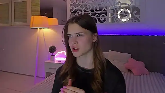 LuisaClover webcam