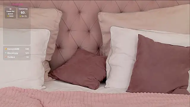 milaleoneli webcam