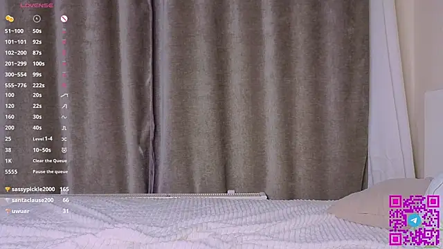LitellyBella webcam