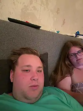 CurvyPaar2 webcam