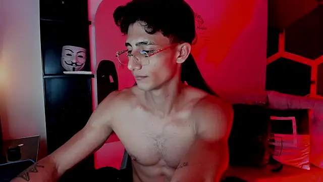 MaxiimoRomano_ webcam