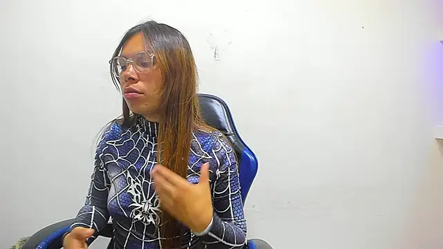 maia_blaze webcam