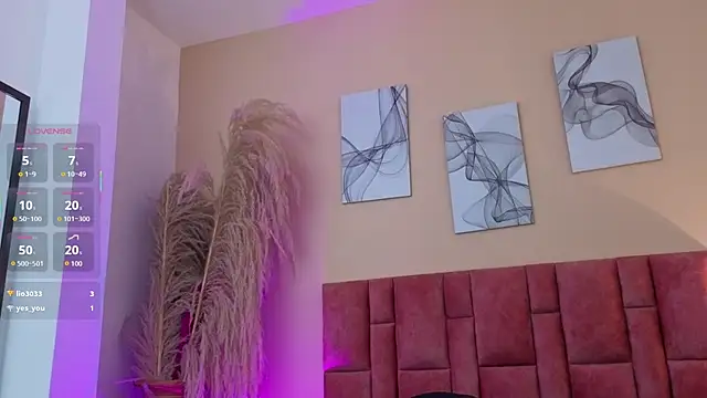 clariss_brown live cam on StripChat