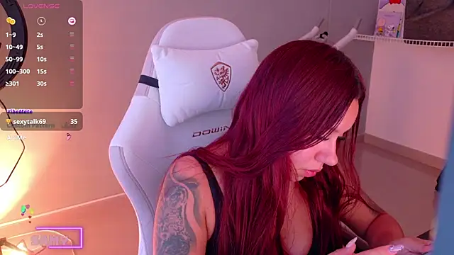 samantha_tattu webcam