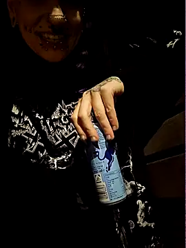 Purple_Coffin666 webcam