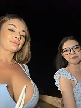 free voyeur web cam IsabellaEtthan