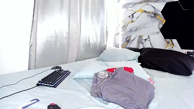 Goldendesirexx webcam