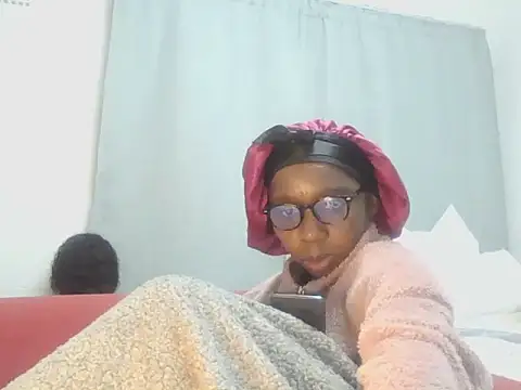 Sexxybella27 live cam on StripChat