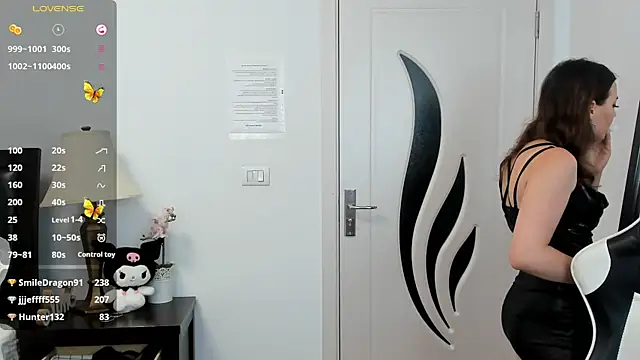 pretty_little_thing webcam