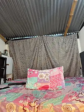 Soe_Lara webcam