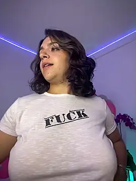 aliciia777 (F young) - play pussy💦🔥