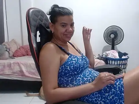 Adriana_0312 webcam