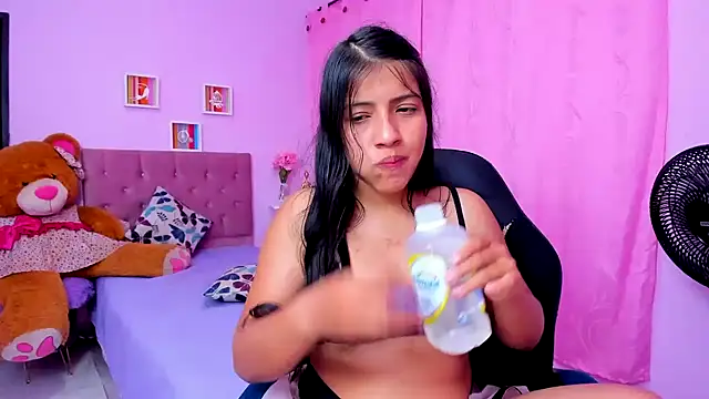 zara_cute webcam
