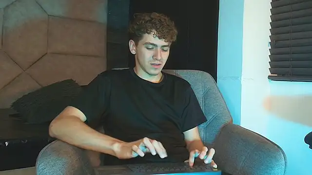Tyler_Mcrey webcam
