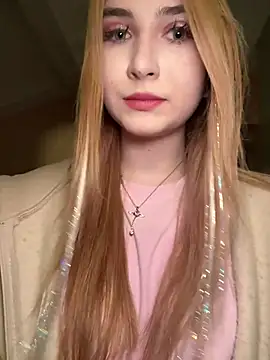 marlboroweb (F teen) - finger blowjob + close up