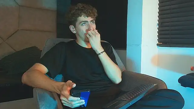 Tyler_Mcrey webcam
