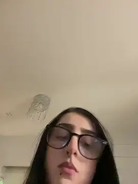 bellaxlauren live cam on StripChat