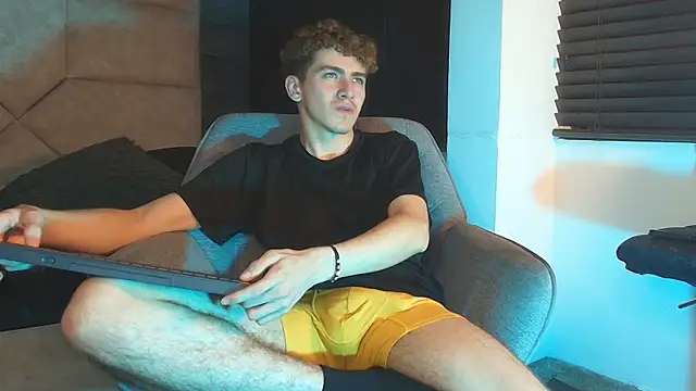 Tyler_Mcrey webcam