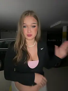 Hannah-2007 Live Webcam on Stripchat