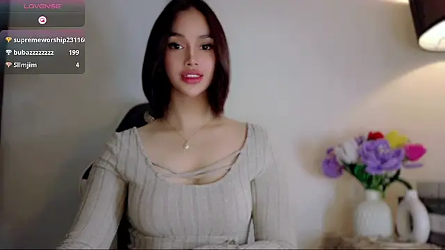 Anna_HollyDoll webcam