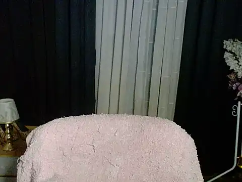 AshantTsiBigCock webcam
