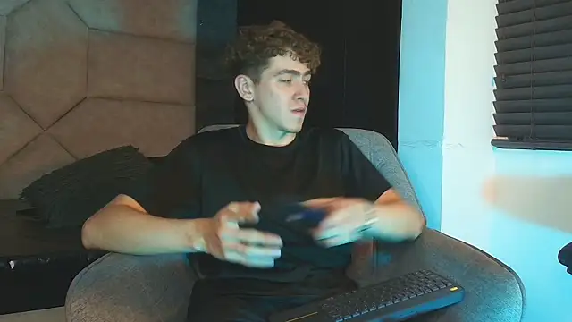 Tyler_Mcrey webcam