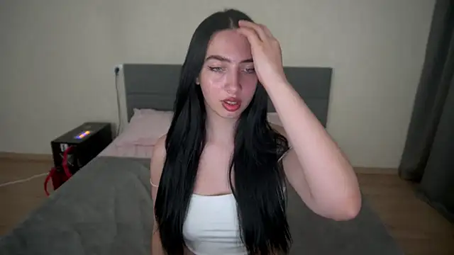 WildKittenX_ live cam on StripChat
