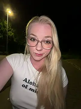 LinaLeana webcam