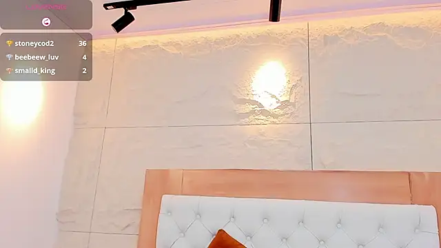 MEREDITHBENSON webcam