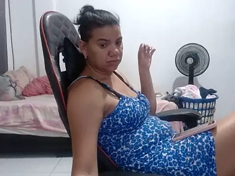 Adriana_0312 webcam