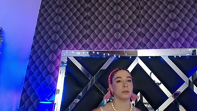 victoriaa_lee_ webcam