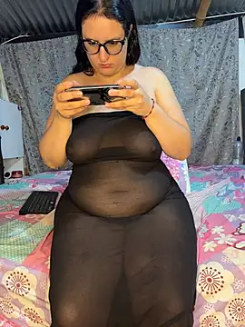 Soe_Lara webcam