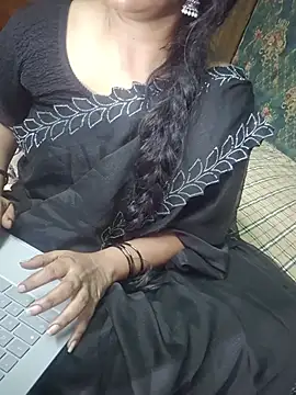 Shalini_telugu09 webcam