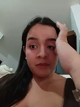 Julieth_hot-69 webcam