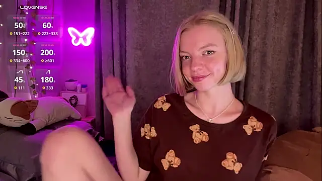 Marry_Sornatiko webcam